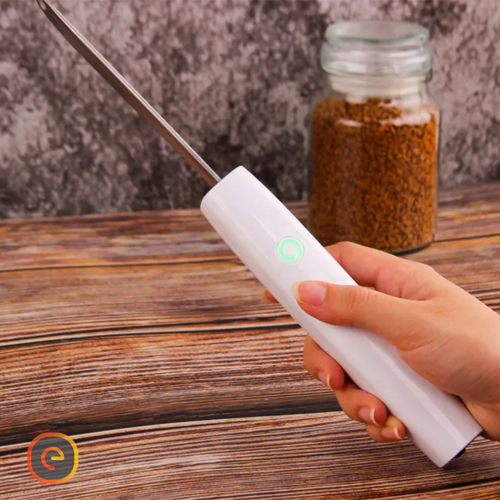 Heated butter knife 