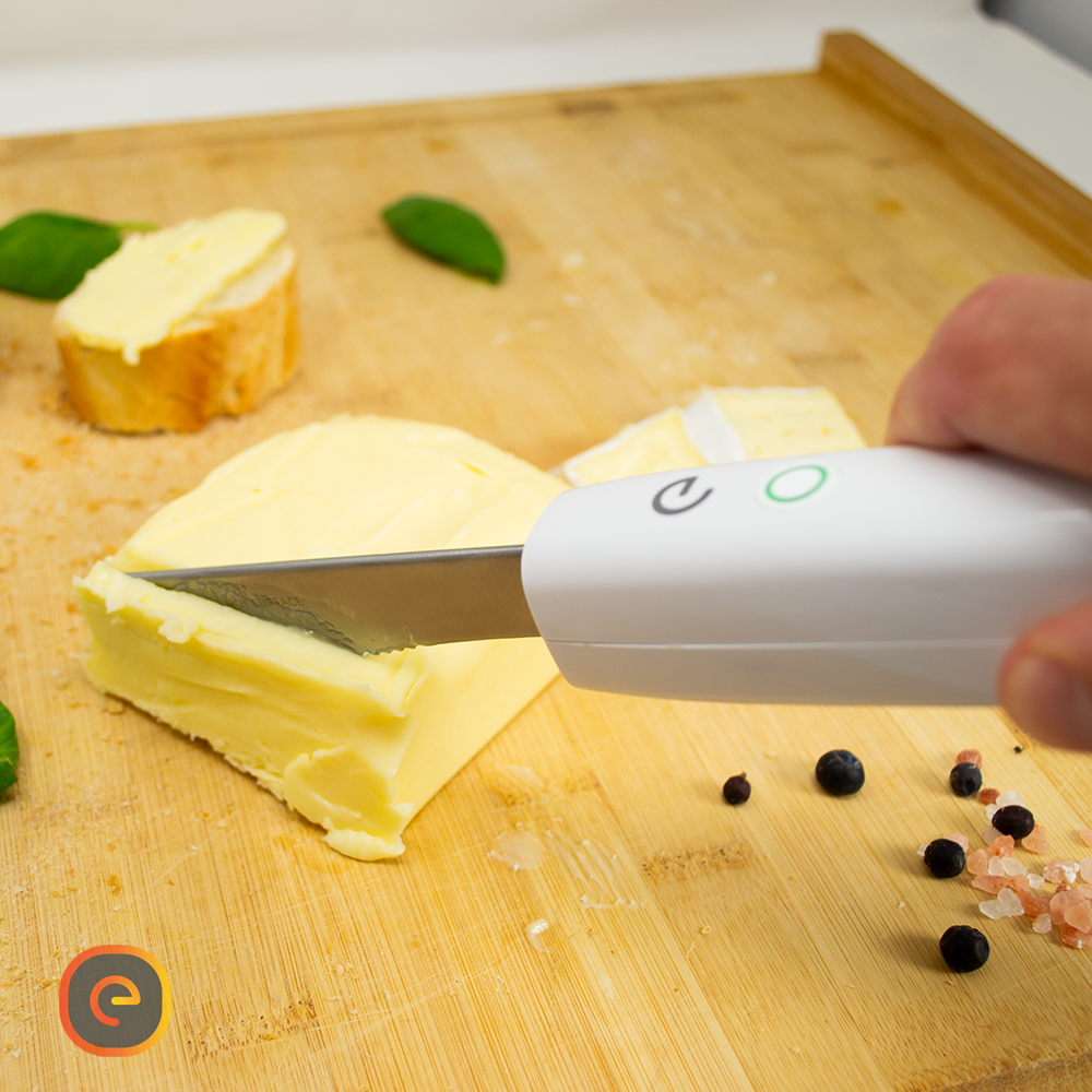 Heated butter knife 