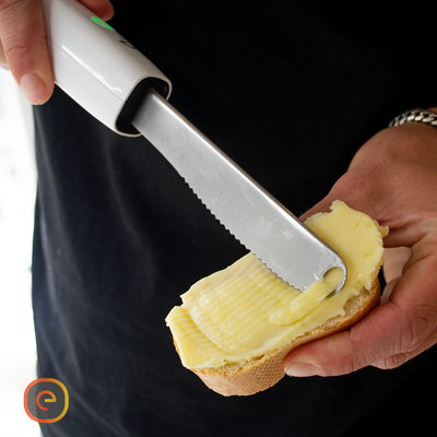 Heated butter knife 