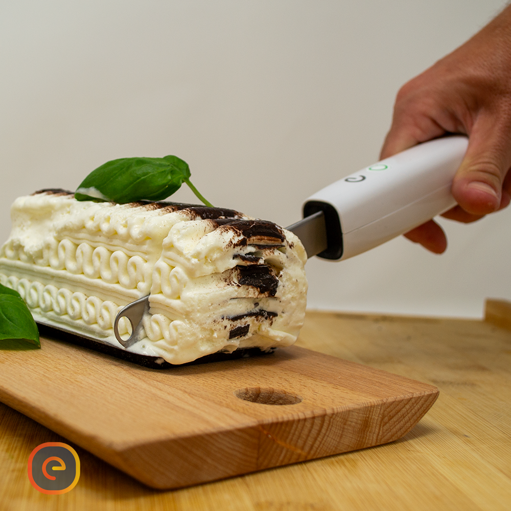 Heated butter knife 