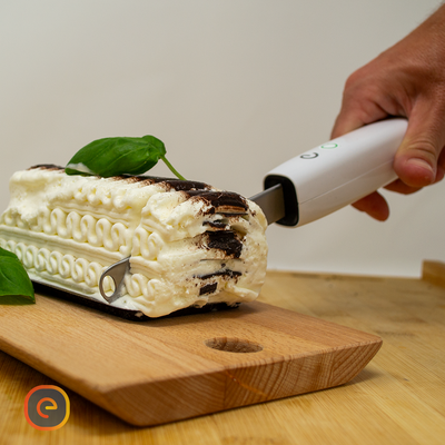 Heated butter knife 