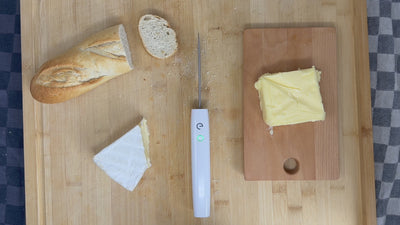 Heated butter knife 